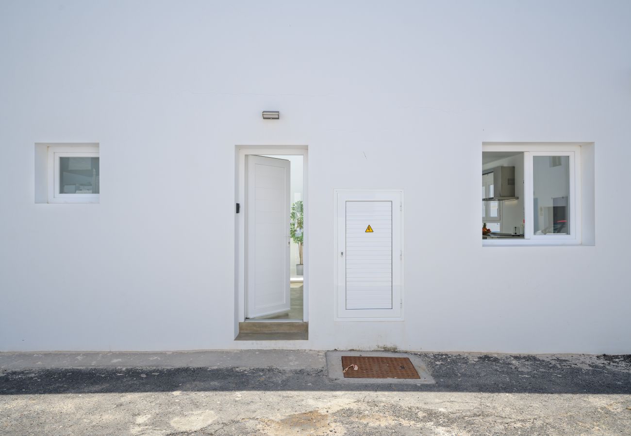 Apartment in Punta Mujeres - Las Rosas