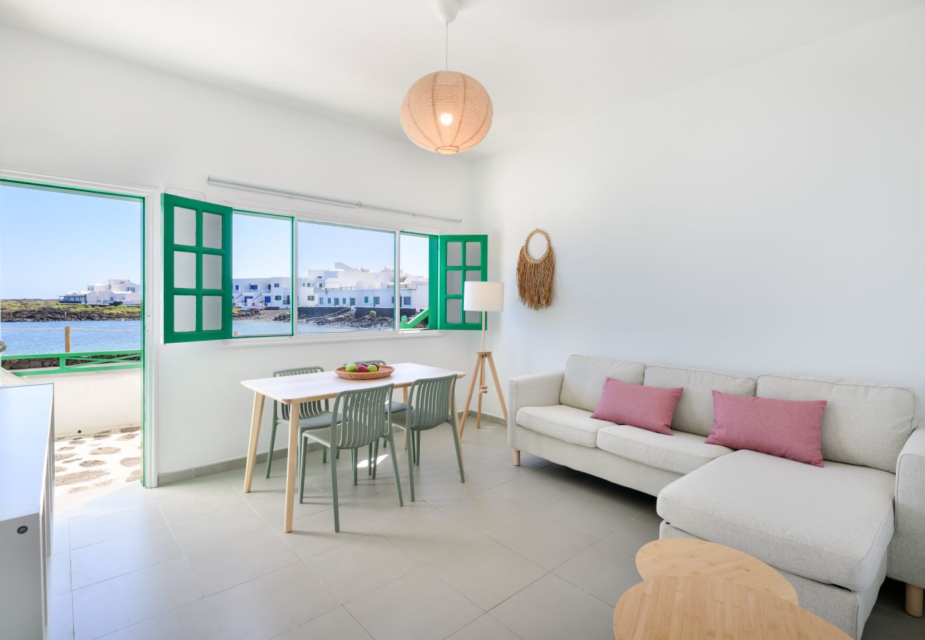 Apartment in Orzola - Charco la Pared 1